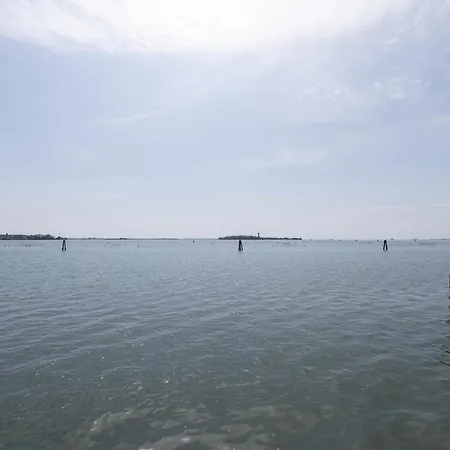 Ca'do Garden Apartment *