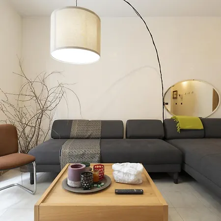 Ca'do Garden Apartment *